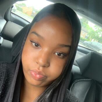 Babysitter in Birmingham: Abeer