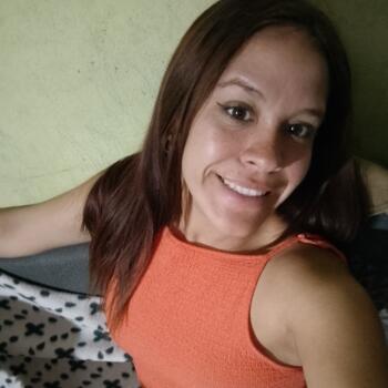 Niñera Almirante Brown: Ariana