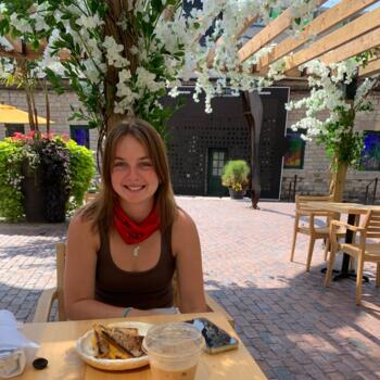 Babysitter Brisbane: Ashlee