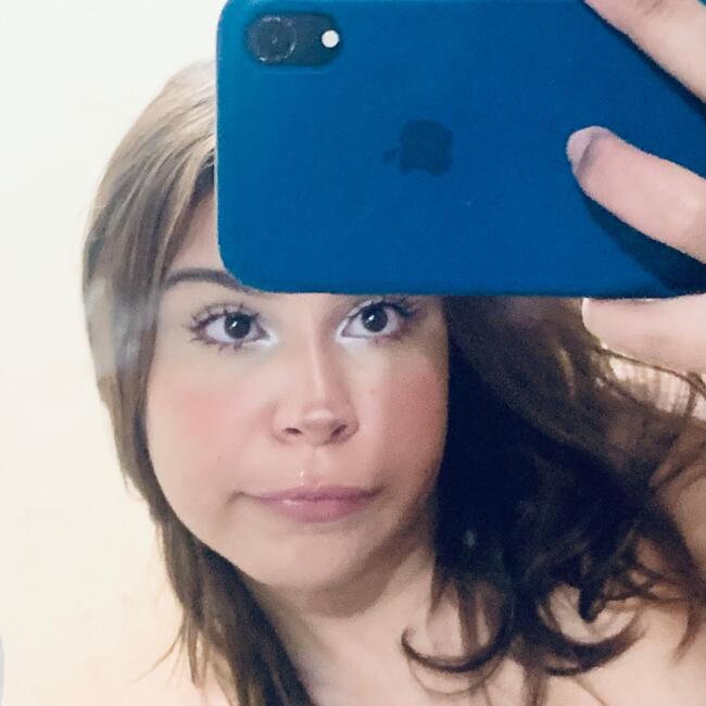 Babysitter in Valparaíso de Goiás: Giovanna