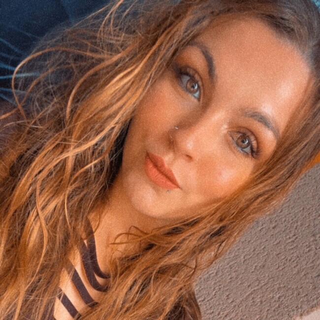 Babysitter in Saint-Amadou: Leeloo