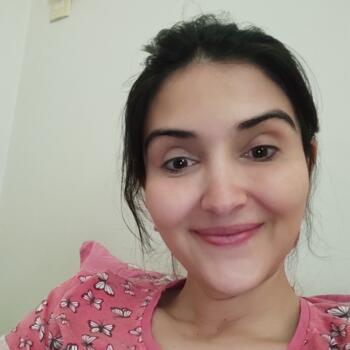 Emprego de babá em Uberlândia: emprego de babá Tassia