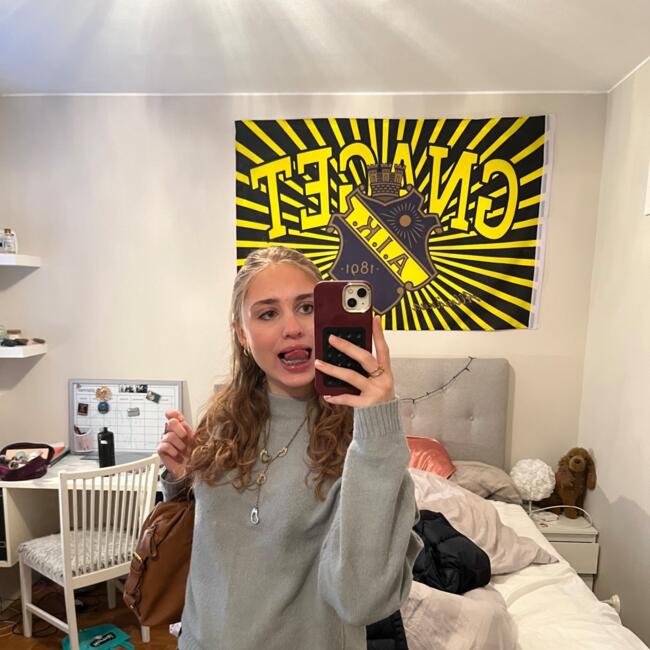 Barnvakt i Bergshamra: Liv