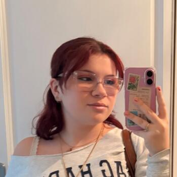 Babysitter in Rueil-Malmaison: Mina