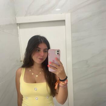Babysitter in Almería: Lorena