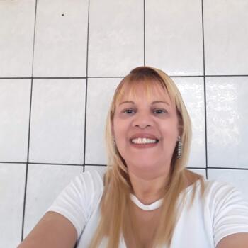 Babysitter in São Paulo: Delma