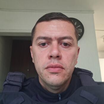 Família Itaquaquecetuba: Henrique