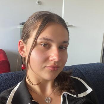 Oppas in Rotterdam: Nadia