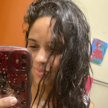 Babysitter in Cayey: Jennifer