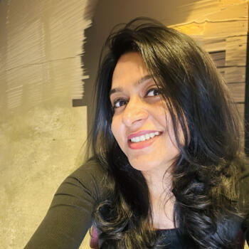 Babysitter Auckland: AKSHAYA