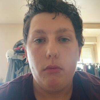 Babysitter in Calanhel: Andrew
