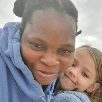 Babysitting job in Cape Town: babysitting job Mercy jestina