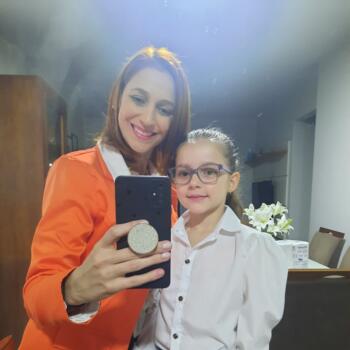 Emprego de babá em Criciúma: emprego de babá Mari