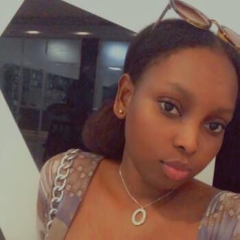 Babysitter Paris-l'Hôpital: Ouleye ly