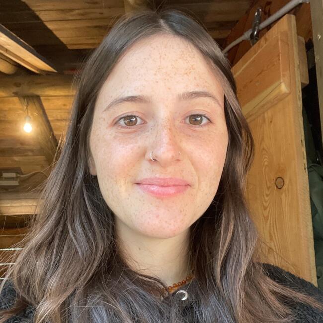 Babysitter in Saint-Pierre: Letizia