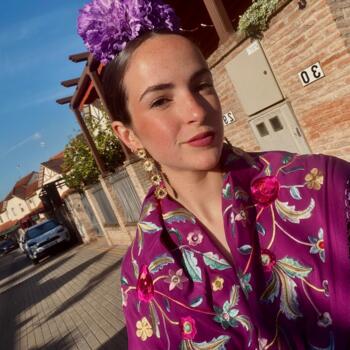 Babysitter in Dos Hermanas: Alejandra