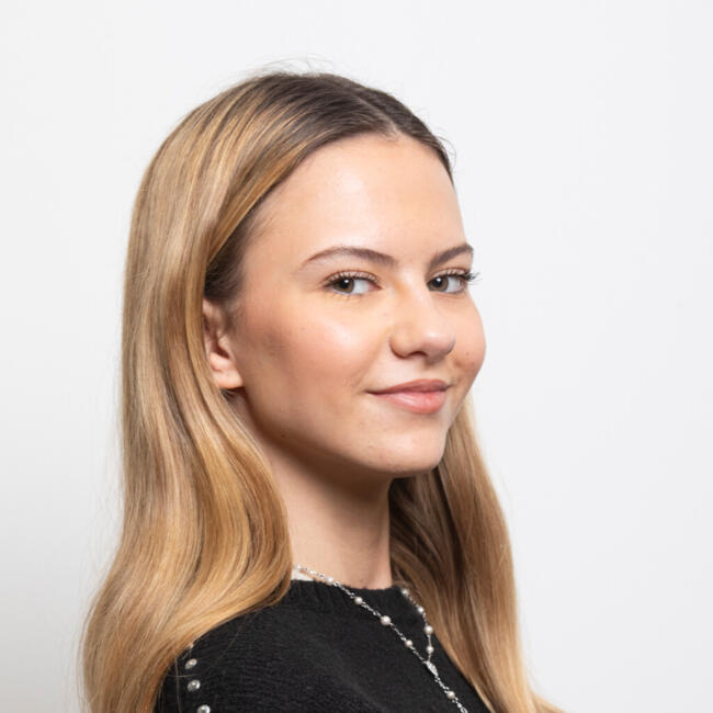 Babysitter in Thonon-les-Bains: Viktoria