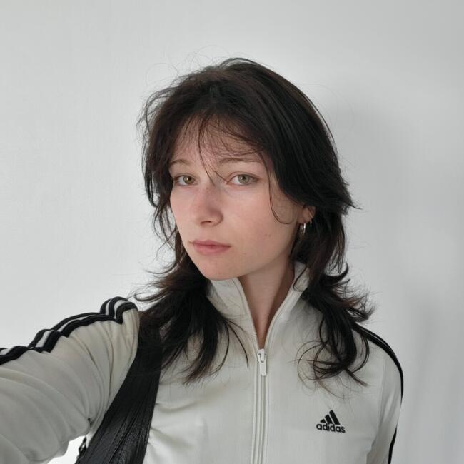 Babysitter in Créon: Eden