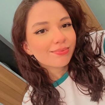 Babysitter in Brasília: Luana