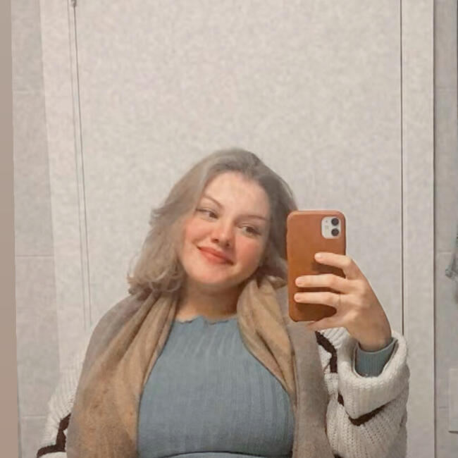 Babysitter in Curitiba: Jessica