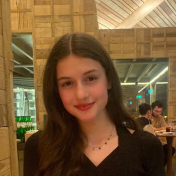 Babysitter in Vila Nova de Gaia: Beatriz