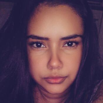 Emprego de babá em Manaus: emprego de babá Marina