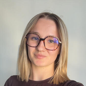 Babysitter Pacy-sur-Eure: Lou
