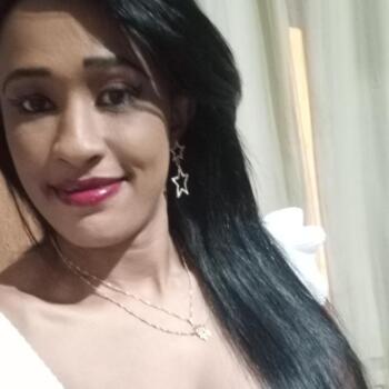 Babá em Cachoeiro de Itapemirim: Regiane