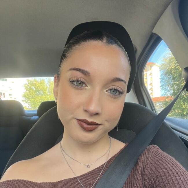 Babysitter in Dos Hermanas: Natalia