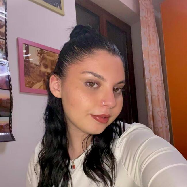 Babysitter a Polverigi: Nikol