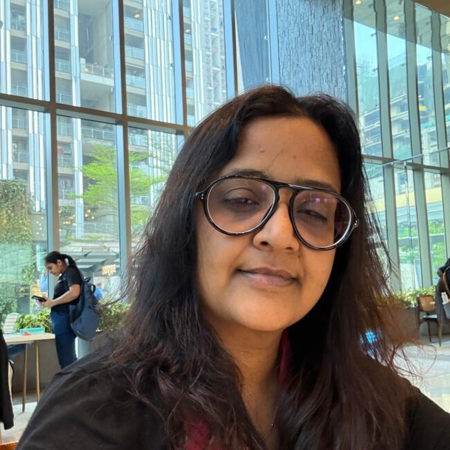 बम्बई में बेबीसिटिंग की नौकरी: Pinky