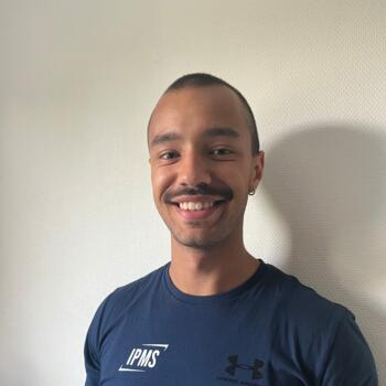 Babysitter in Nantes: Gabin