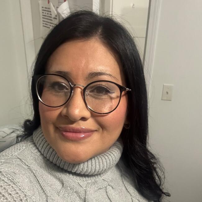 Babysitter in Kenosha: Julisabet