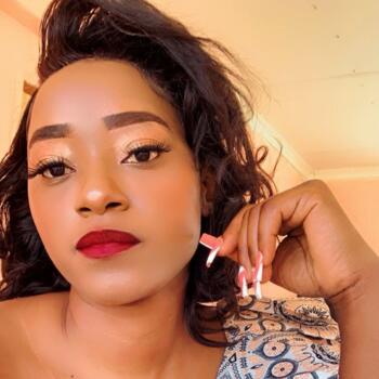 Babysitter in Thembisa: Olivia