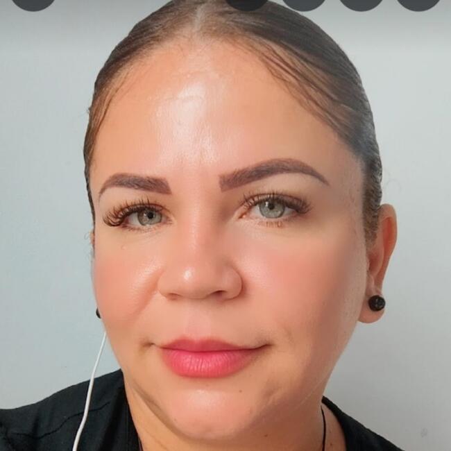 Babá em Alagoinhas: LETICIA