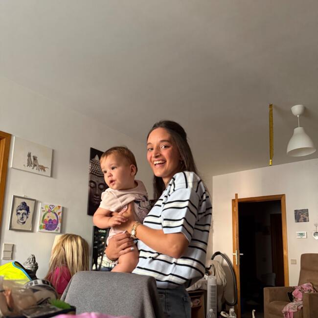 Babysitter in Anvers: Hakima