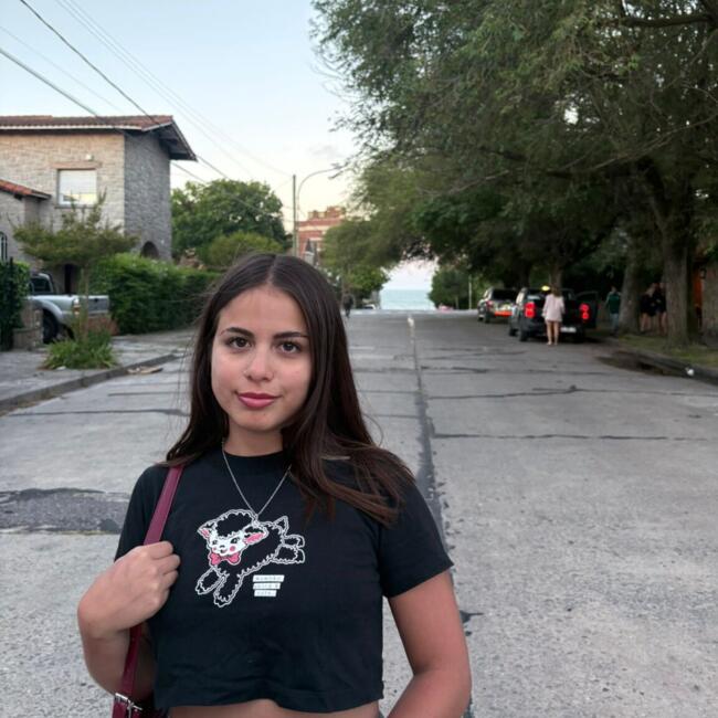 Babysitter in Ituzaingó (Buenos Aires): Valen