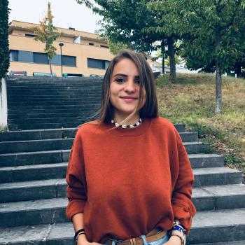 Babysitter Pamplona: Lili