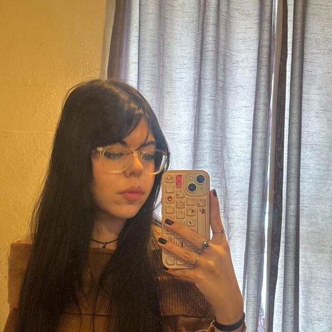 Babysitter in Chichester: Luana