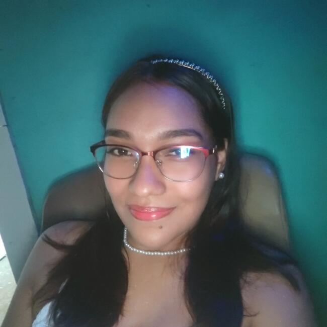 Babysitter in Colón: Yaribett