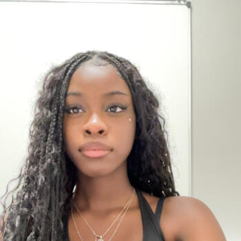 Babysitter in Bordeaux: Laurisia
