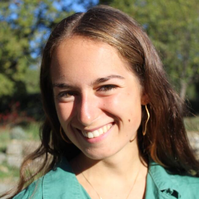 Babysitter in Angers: Clothilde