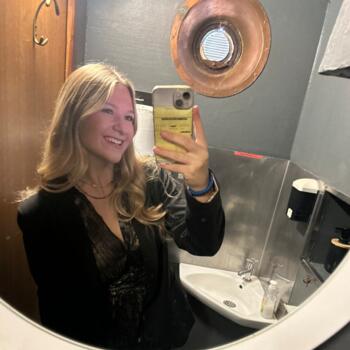 בייביסיטר ב- וילנב-ד'אסק: Violette