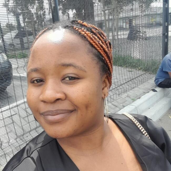 Babysitter in Cape Town: Evlyn