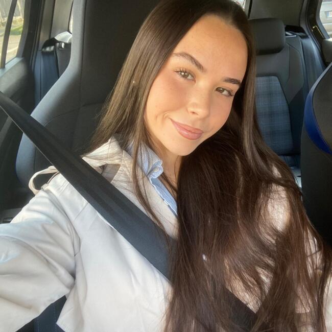 Babysitter in Düsseldorf: Clara