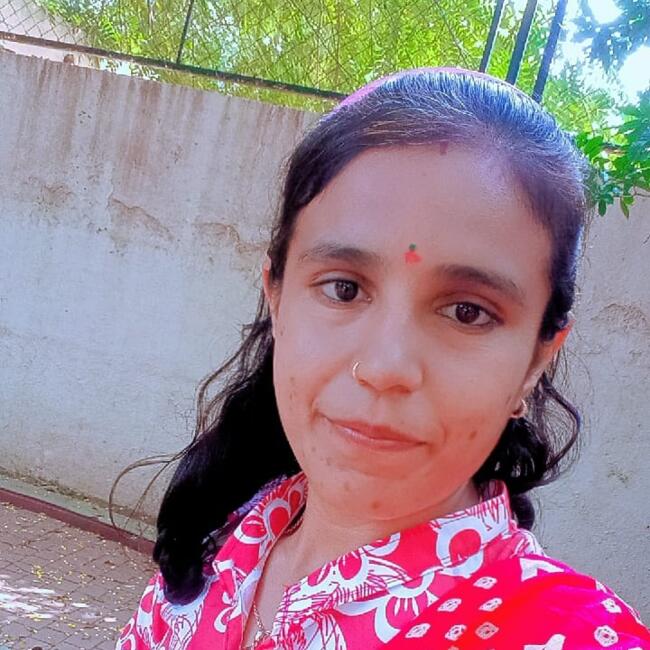 भावनगर में बेबीसिटर: Soniba solanki