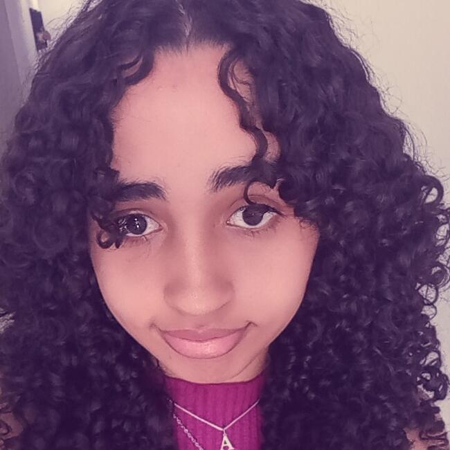 Babá em Coronel Fabriciano: Ana Clara