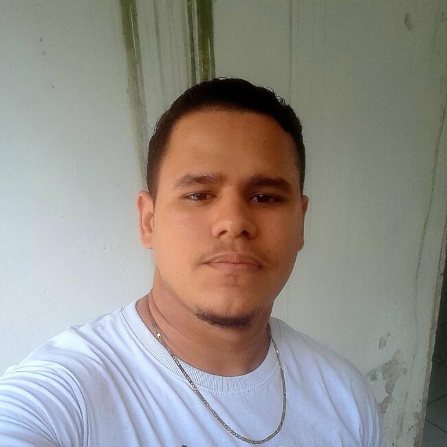 Emprego de babá em Salvador: Matheus