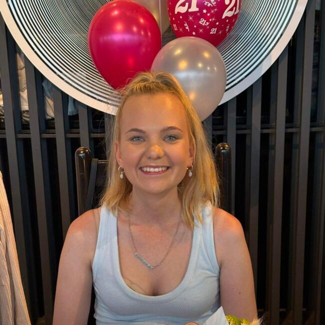 Babysitter in New Plymouth: Savarna