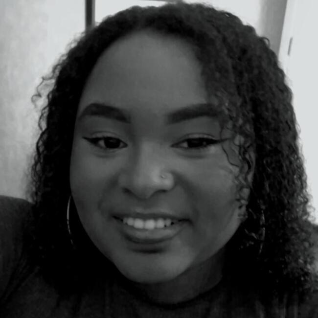 Babysitter in Campos dos Goytacazes: Anna Carolina Azevedo